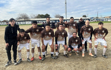 1era. Adulta Nueva Estrella del Mar (1) vs. Terra Porteña (1). Domingo 14-06-26. Cancha Mmediocamino.